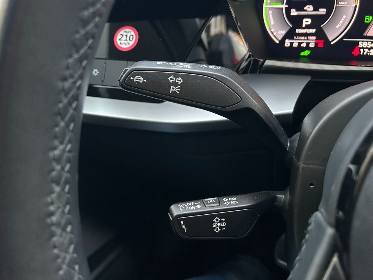 AUDI A3 Sportback S line 40 TFSI e 150kW S tron