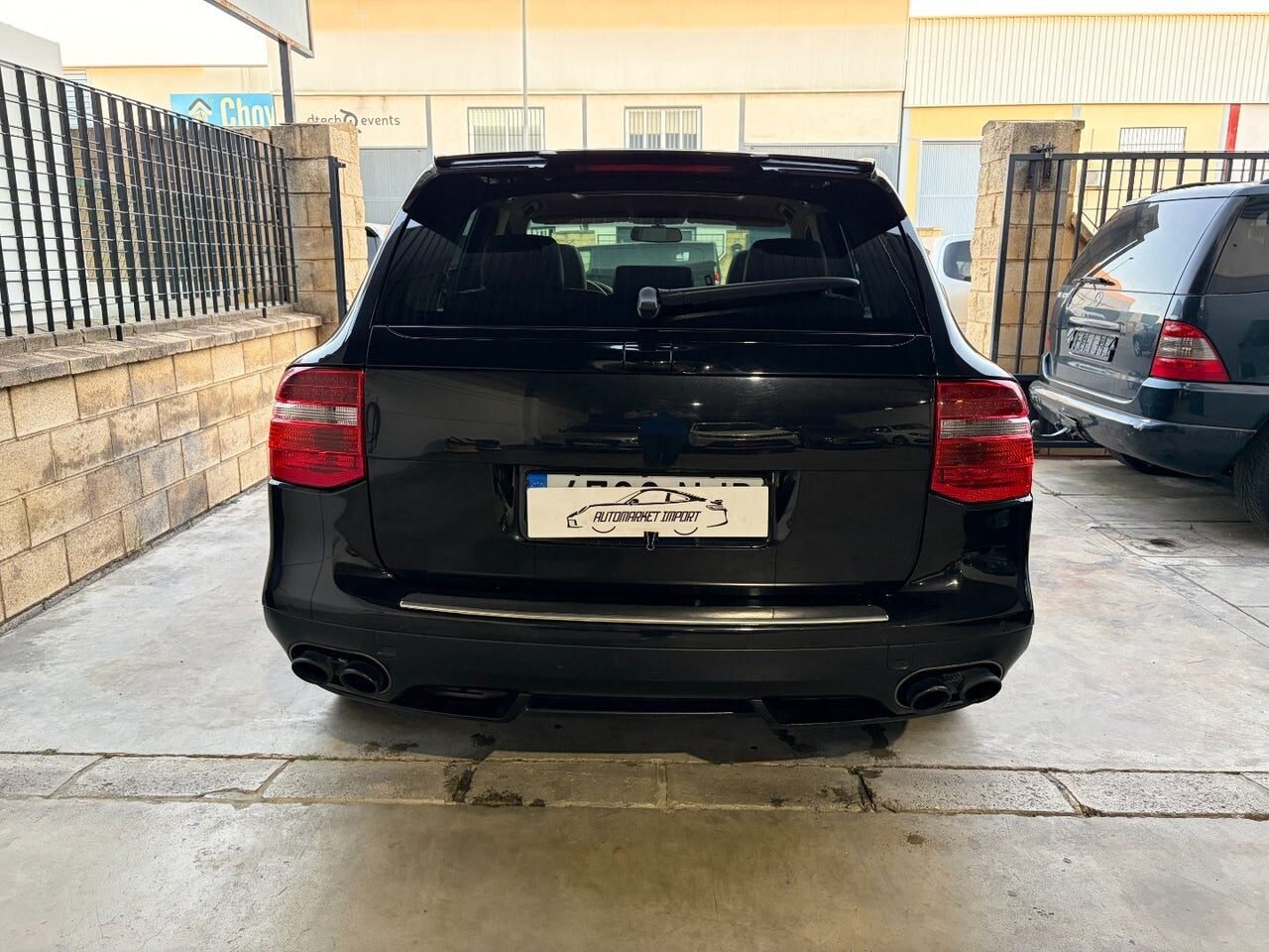 PORSCHE Cayenne GTS