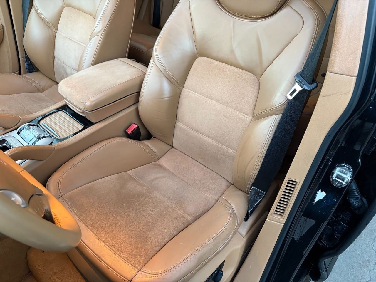 PORSCHE Cayenne GTS